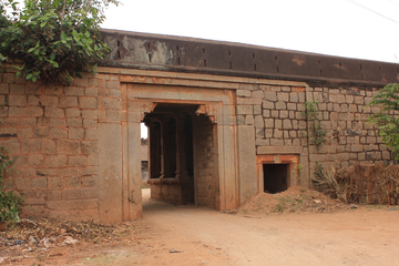 Sandur Fort